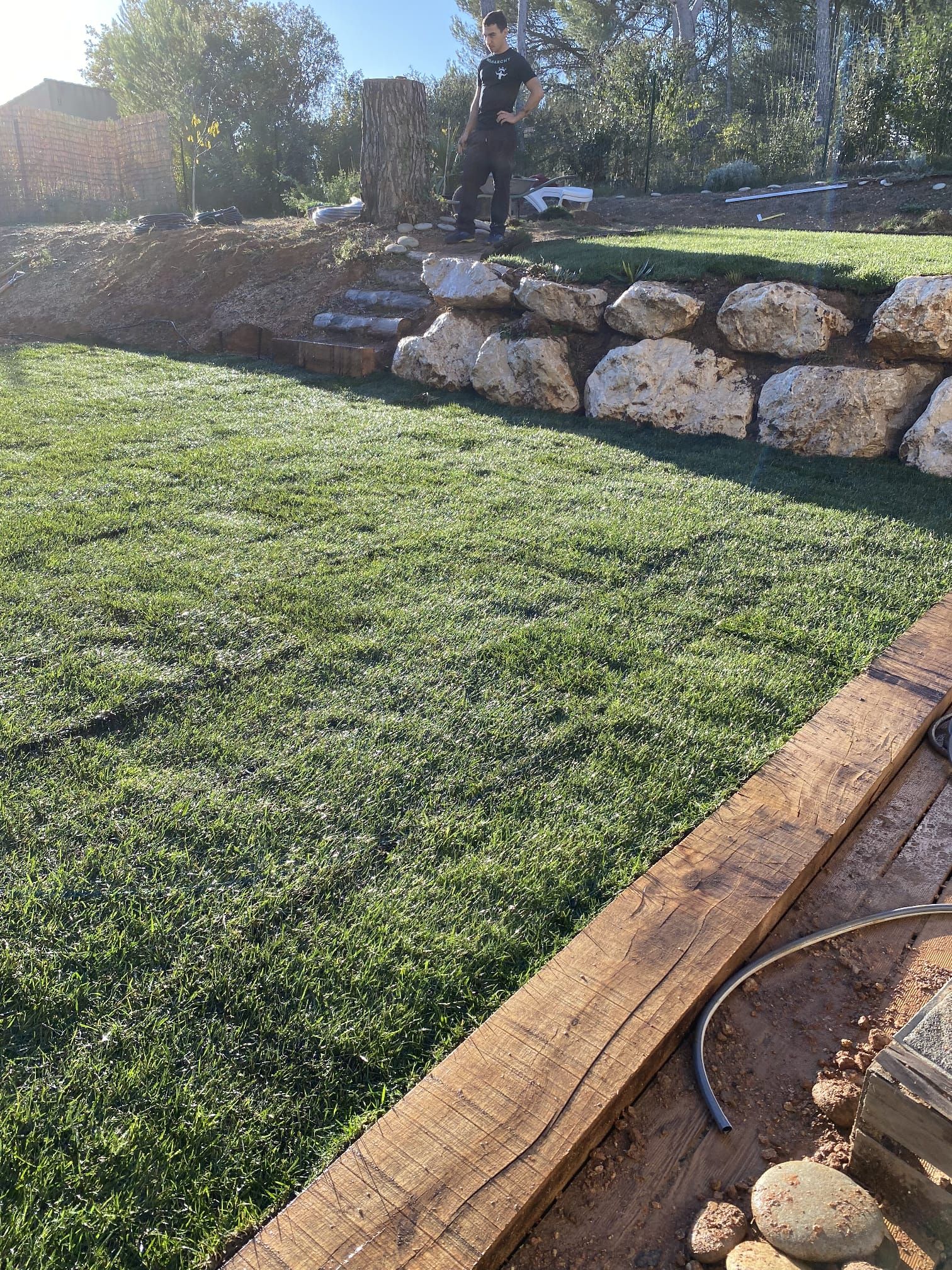 Pose de gazon par Jardin Aixeption